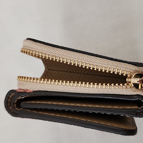 NWT Coach Colorblock Small Tri-Fold Wallet - Picture 11 of 16